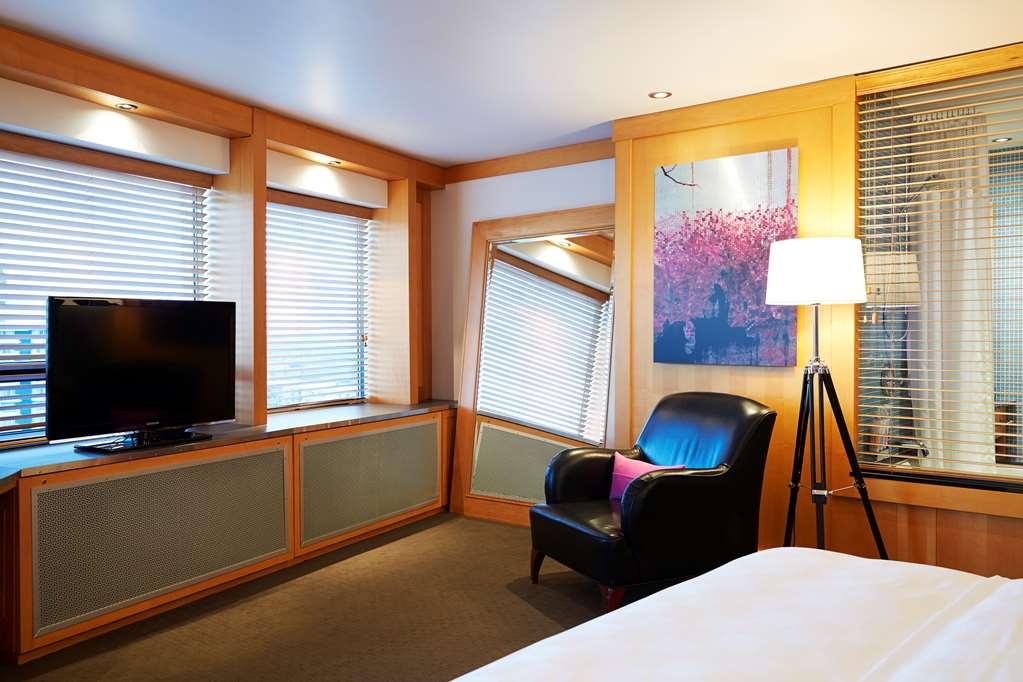 Hotel Alt Quebec Oda fotoğraf